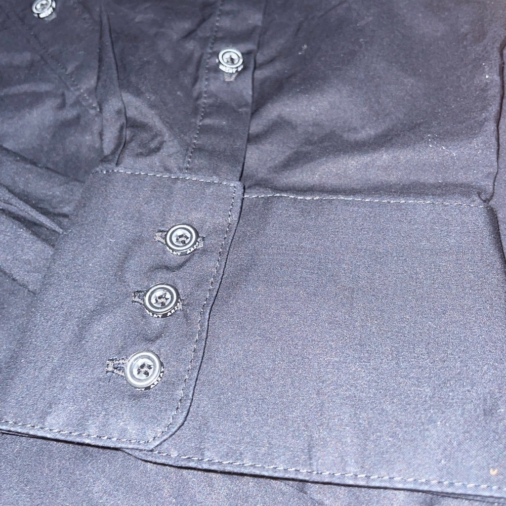 Men's solid black ARIAT fitted button down shirt … - image 10